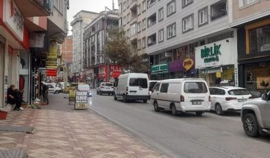 Bursa Dikkaldırım Mahallesi trafik sorunundan kurtulamıyor