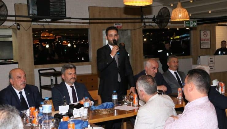 Cumhur İttifakı adayı Gökhan Dinçer Mudanya’da uçbeyleriyle buluştu