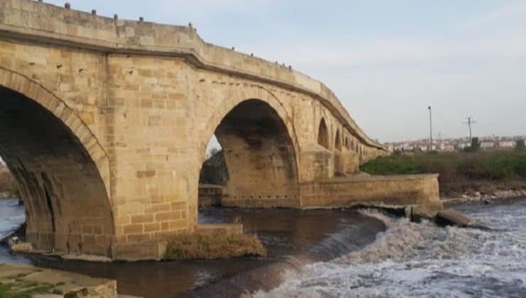 Edirne’nin simgesi tarihi Uzunköprü’de restorasyon çalışması sürüyor…