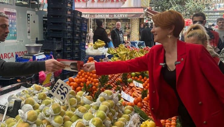 İstanbul Fatih’te Zafer Partisi adayı halkına ses oluyor