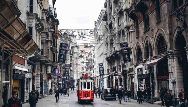 İstanbul’un gözde caddeleri kirada yarıştı