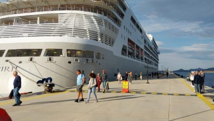 Bodrum Cruise Port yılın ilk gemisini ağırladı