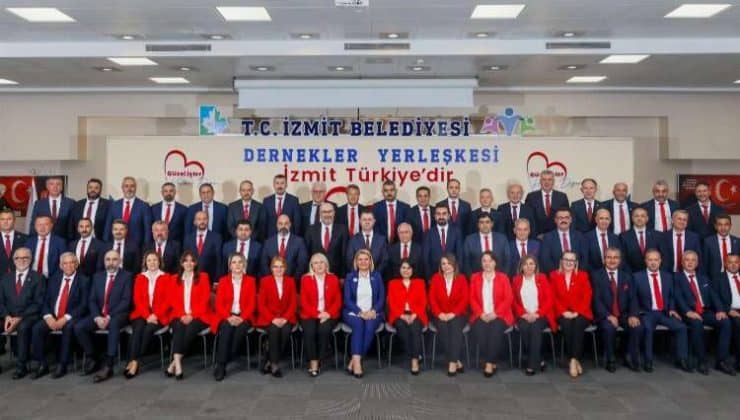 İzmit yeni döneme güçlü kadro ile başlıyor